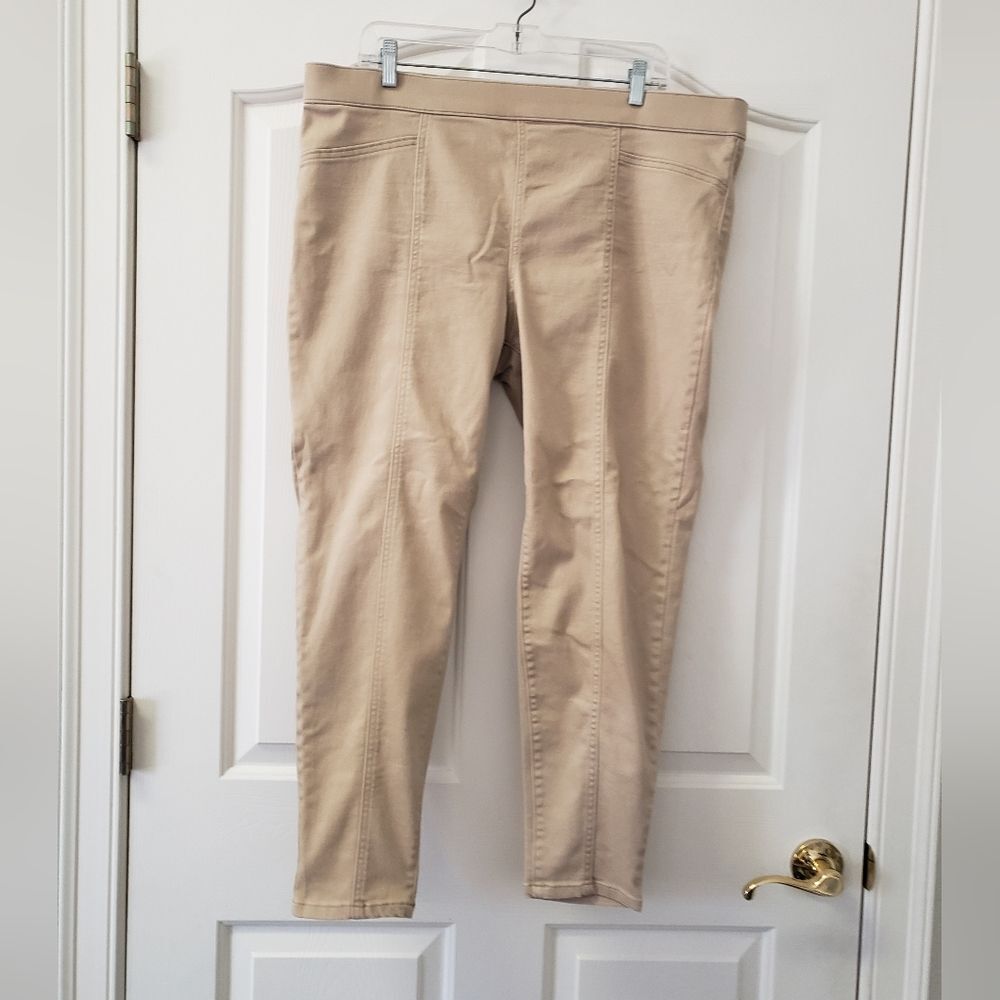 No Boundaries Beige Skinny Pants